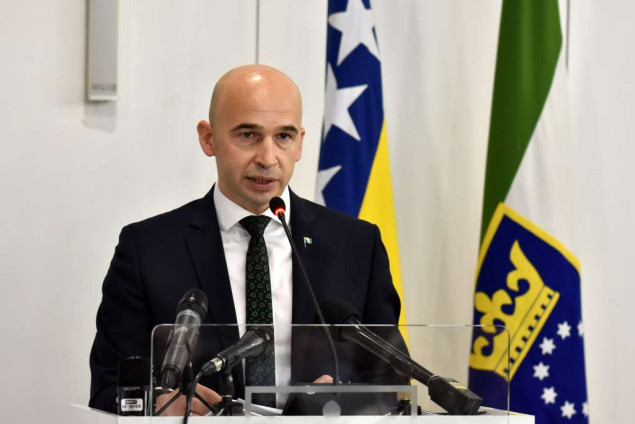 Pivić uputio Kasumoviću poziv za sastanak o statusu Kantonalne bolnice Zenica