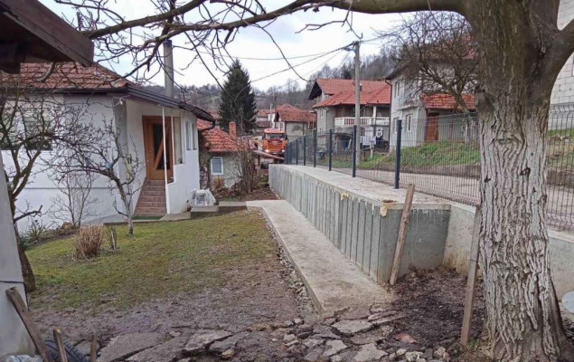 Sanirano klizište u Dobrnji kod Tuzle