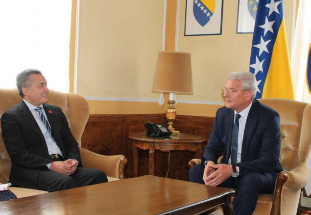 Džaferović i Ji Ping o potencijalnim modalitetima jačanja ekonomske saradnje NR Kine i BiH