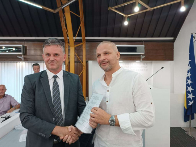 Ured premijera ZDK dodijelio 150.000 KM udruženjima za realizaciju njihovih projekata