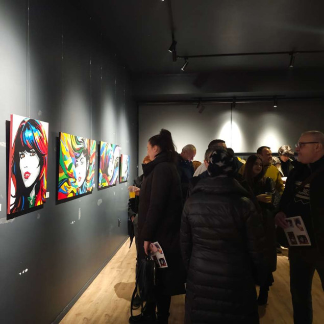 Prva autorska izložba Borisa Vinčara 'Femmes de Couleur' otvorena u Bihaću