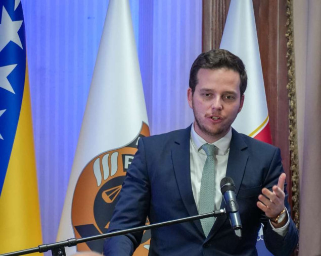 Ured ombudsmena pokrenuo istragu jer Vlada KS-a nije isplatila ostatak novca mladima