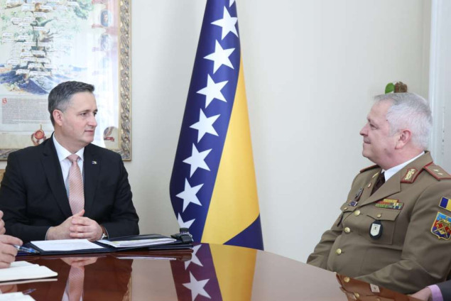 Bećirović: Temeljna uloga EUFOR-a zaštita nezavisnosti, suvereniteta i državnih granica BiH