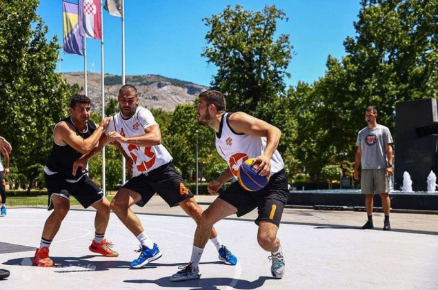 Dangerous Meridianbet iz Crne Gore pobjednik Mostar Streetball turnira