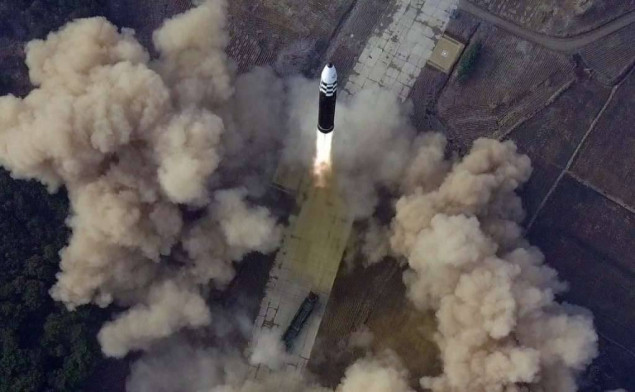 Rusija lansirala raketu Sojuz sa dva satelita dizajnirana za praćenje svemirskog vremena oko Zemlje