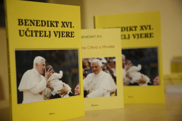 U Sarajevu predstavljena knjiga “Benedikt XVI. učitelj vjere”