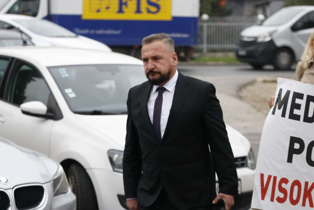 Vlada FBiH - Razriješen dužnosti direktor Federalne uprave civilne zaštite