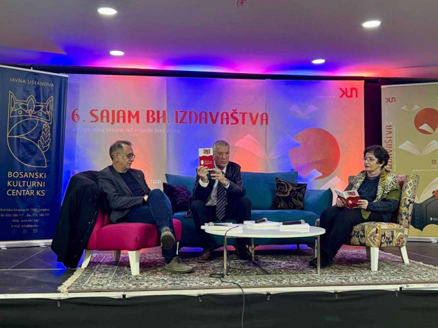 NUBBiH promovisao knjigu 'Theatralia Ragusina', Gradimira Gojera