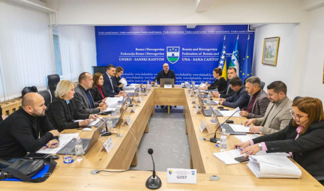 Vlada USK-a: Sredstva podrške javnim kuhinjama i školama