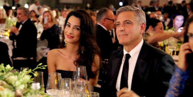 George i Amal Clooney i njihovi blizanci dobili francusko državljanstvo