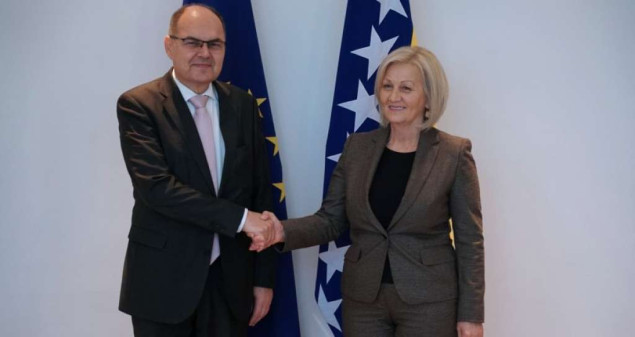 Schmidt razgovarao s Krišto o aktuelnoj političkoj situaciji i reformskim prioritetima