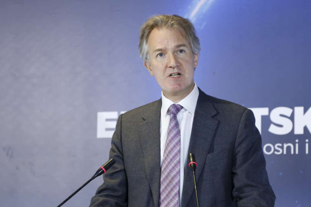 Ujedinjeno Kraljevstvo podržava Schmidta: Zakljuci NSRS ozbiljna prijetnja Ustavu BiH, direktno podrivaju vladavinu prava