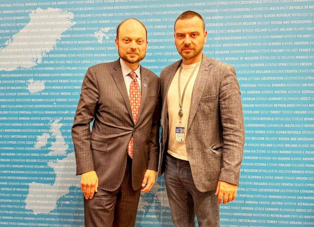 Magazinović se u Parizu sastao s poznatim ruskim disidentom Vladimirom Kara-Murzom