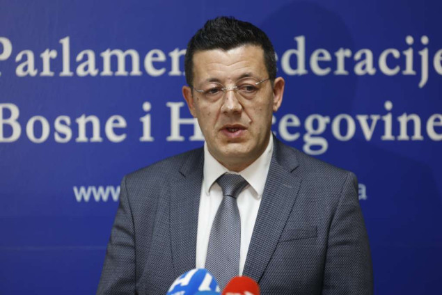 Čampara u proceduru uputio izmjene Zakona o porezu na dohodak i doprinosima