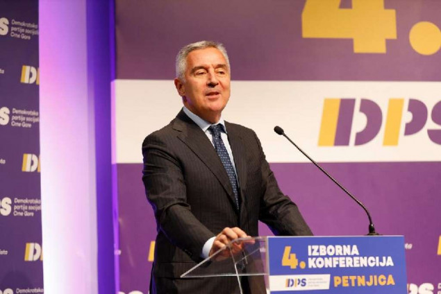 Crna Gora: Đukanovićev DPS uskraćuje podršku vladi Dritana Abazovića