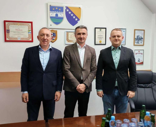 Civilna zaštita USK osigurala sredstva za unapređenje vatrogastva u Bosanskom Petrovcu