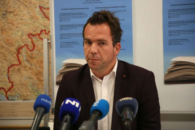 Hodžić: Dževad Jahić nastupao je uvijek prvo kao čovjek, pa tek onda kao filolog