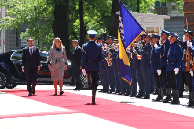 Članovi Predsjedništva BiH svečano dočekali kiparskog predsjednika Christodoulidesa