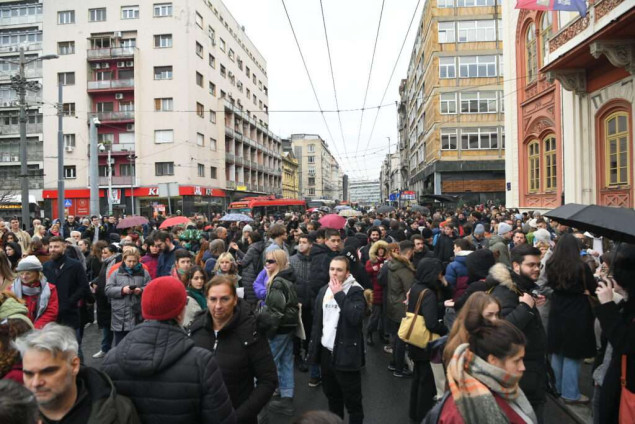 Komemoraciju 'Zastani, Srbijo' pratili incidenti, Brnabić optužuje aktiviste