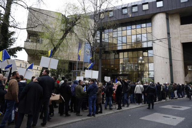 Završen protest ispred zgrade Federalnog parlamenta