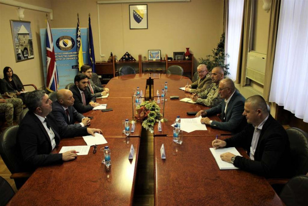 Helez sa delegacijom Parlamenta Ujedinjenog Kraljevstva o jačanju saradnje u oblasti odbrane