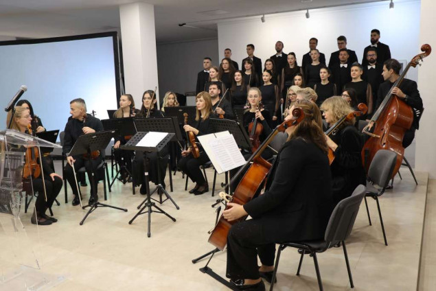 Svečano promovirana monografija '70 godina Simfonijskog orkestra Mostar'