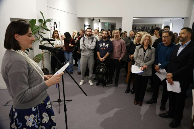 Izložba ‘Nama nije ovo ok, a vama?’ otvorena večeras u u Europe House u Sarajevu