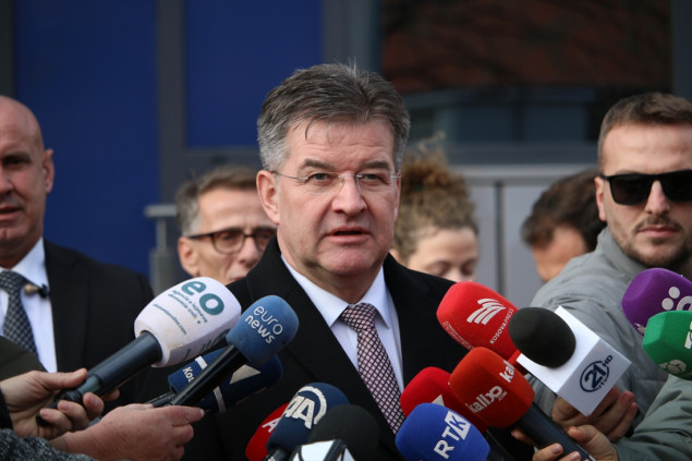 Lajčak poslije sastanka sa Kurtijem: Nemamo vremena za gubljenje