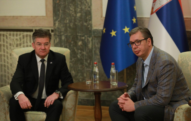 Vučić nakon sastanka s Lajčakom: Zabrinut sam za situaciju na Kosovu