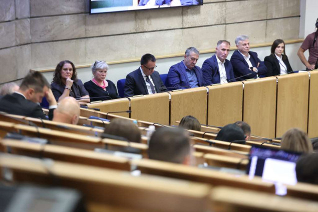Lakić se nada usvajanju zakona za otklanjanje prepreka pri financijskoj konsolidaciji privrednih društava