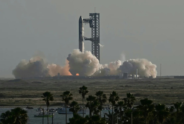Lansiran Starship, ovog puta bez komande za povratak dijela rakete na Zemlju, Trump pratio probu