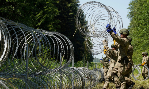 Vojska Latvije bacila suzavac na migrante iz Bjelorusije koji su pokušali prijeći granicu