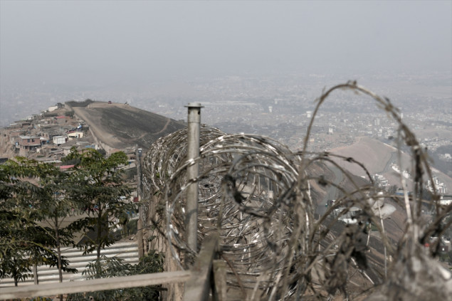 Nekadašnja bezbjednosna granica u Limi sada simbol društvene nejednakosti