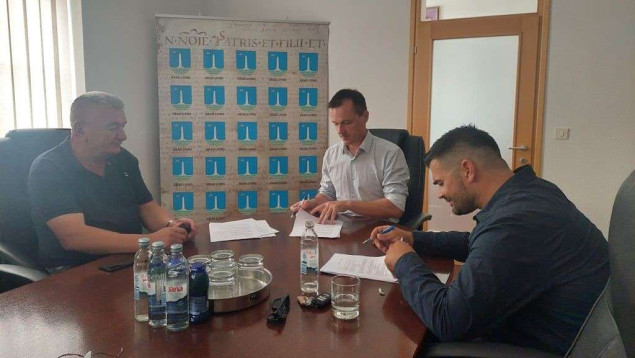 Potpisani ugovori o izgradnji fekalnog kolektora i vodovoda u Gospodarskoj zoni 'Rasadnik'