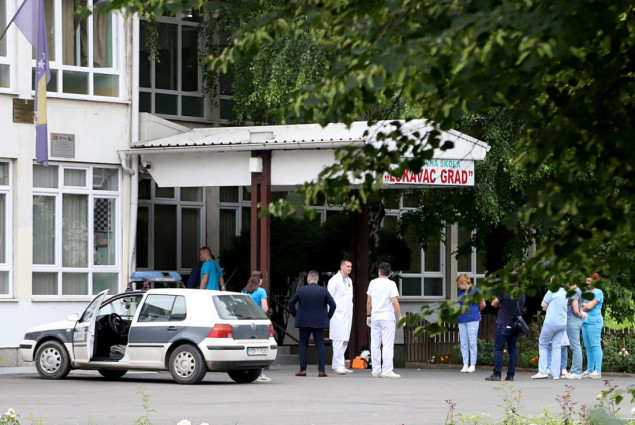 Prijedlog za određivanje pritvora ocu napadača u školi u Lukavcu