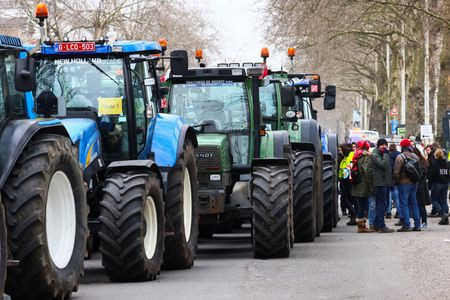 Grčki farmeri protestuju drugi dan u centru Atine