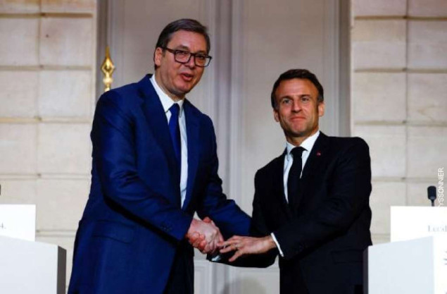 Macron danas stiže u Srbiju: Vučić želi 12 Rafalea, Francuska oprezna