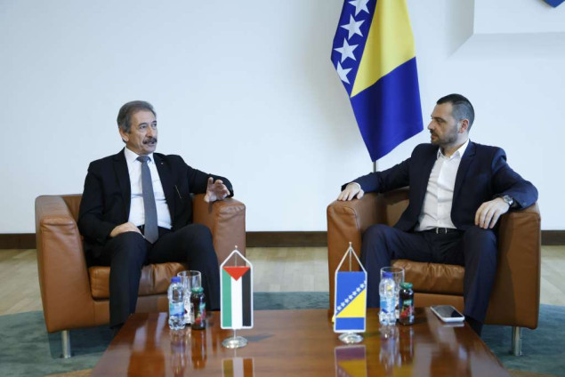 Magazinović primio u oproštajnu posjetu ambasadora Države Palestine u BiH Namooru