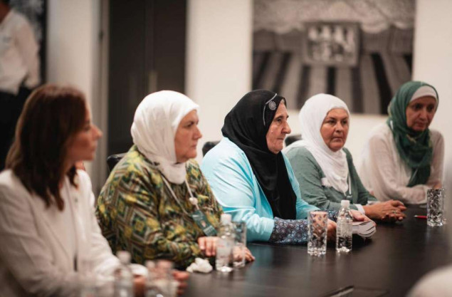 Katarska ministrica Al-Khater s majkama Srebrenice: 'Nećemo vas zaboraviti'