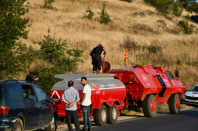 Moguće podmetanje požara kod Skoplja: Pronađene drvene palete prelivene benzinom
