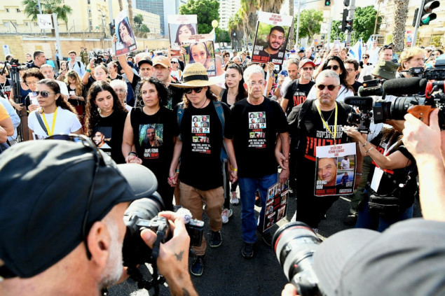 Porodice taoca krenule na protestni marš od Tel Aviva do Jeruzalema