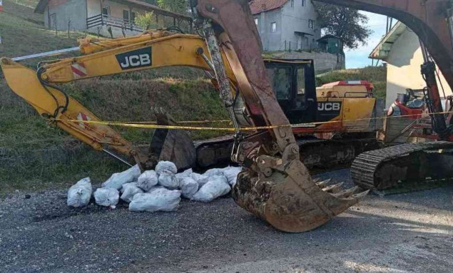 U akciji MUP-a TK na području Kalesije i Banovića oduzeto 16 radnih mašina i 115.900 KM