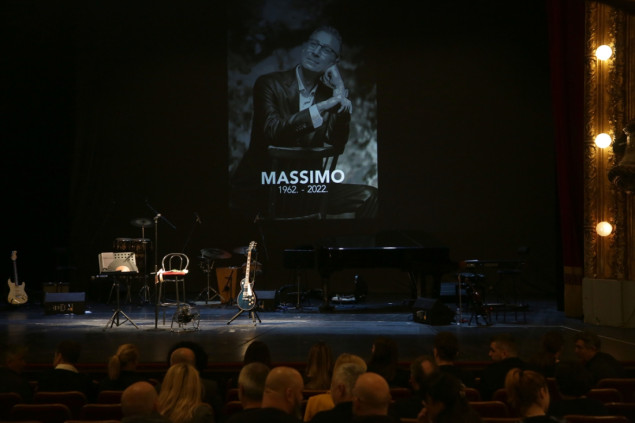 Komemoracija Massimu Saviću: "Otišao si u treptaju oka"