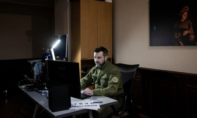 'Želim živjeti': ukrajinski pozivni centar koji ohrabruje Ruse na predaju