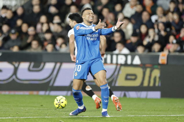 Mbappé zbog povrede nije trenirao pred meč sa Cityjem, Arbeola najavio njegov skorašnji povratak