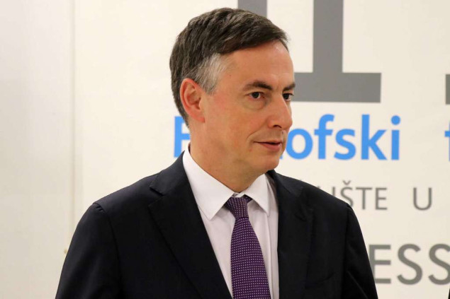 McAllister: Treba ostaviti razmirice po strani i krenuti na ispunjavanje neophodnih uslova