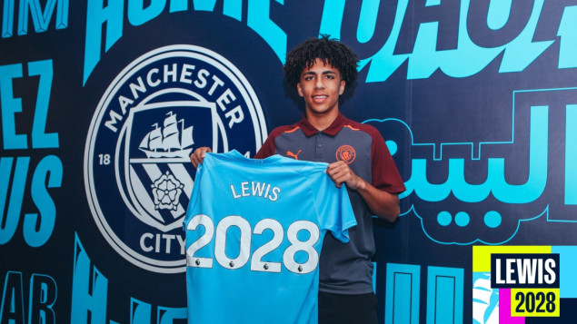 Manchester City produžio ugovor sa 18-godišnjim engleskim defanzivcem Lewisom