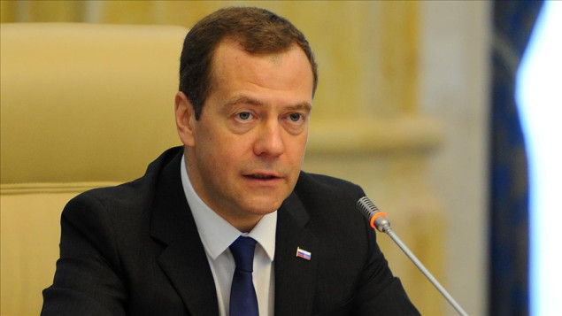 Medvedev prijeti nuklearnim oružjem ako se pokuša ponovno preuzeti Krim