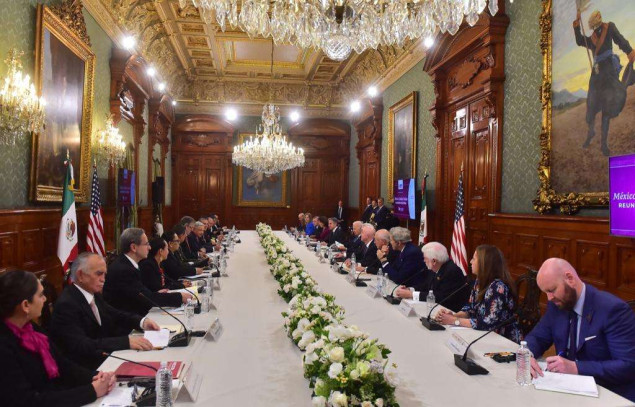 SAD i Meksiko raspravljali o ekonomiji, narko bandama i migracijama