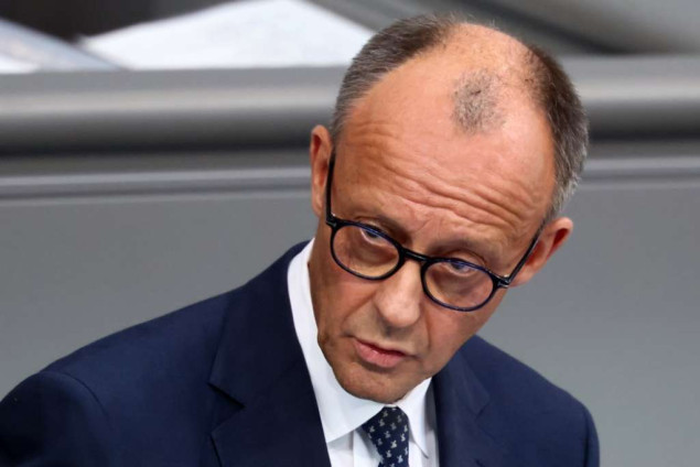 Nijemci podijeljeni oko teškog početka mandata kancelara Friedricha Merza